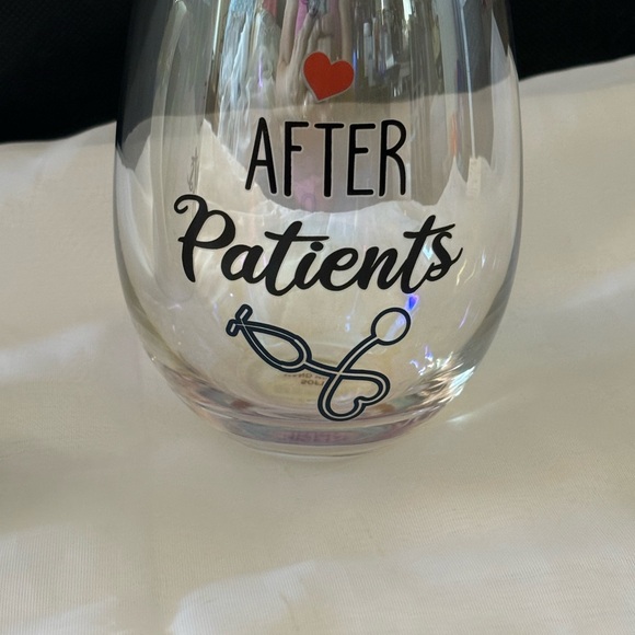 Before and After Patients 18oz Stemless Wine Glass & 15 oz Latte Cup - Picture 3 of 7